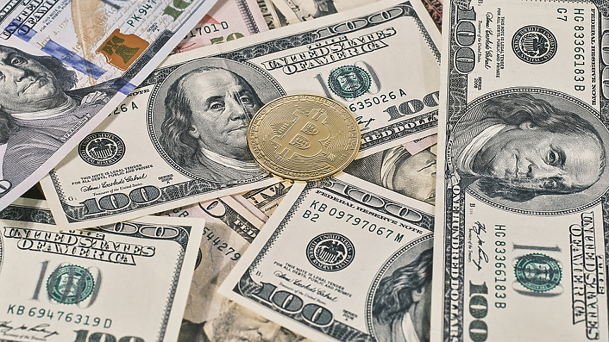 Binance спира временно банкови трансфери в долари