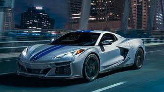 GM представи първия хибриден модел Chevrolet Corvette 
