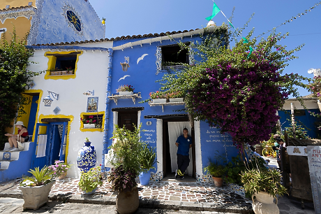 Борго Парини - пъстрото италианско селце с испанска атмосфера  