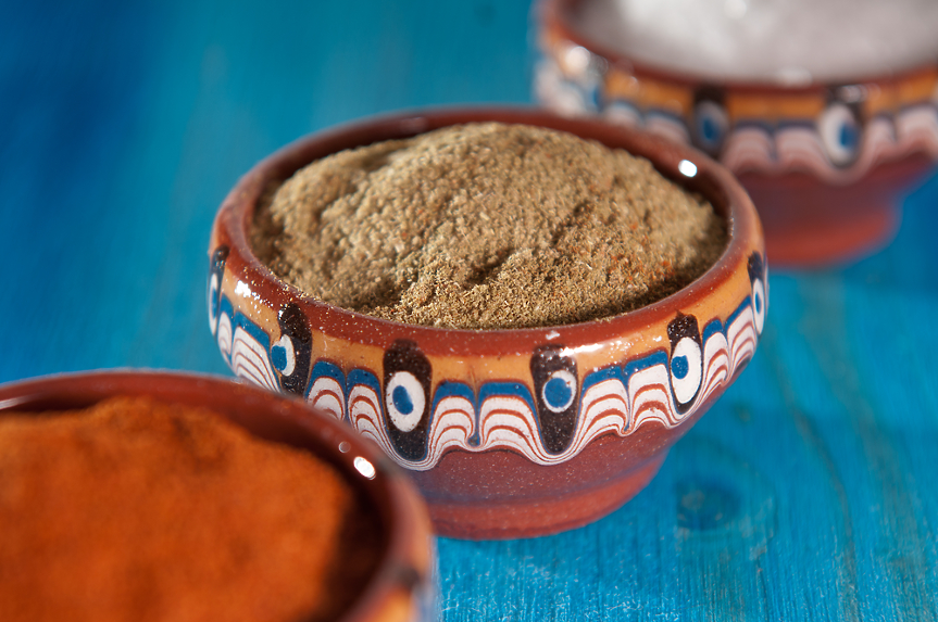 Шарена сол – вълшебната българска подправка с множество ползи