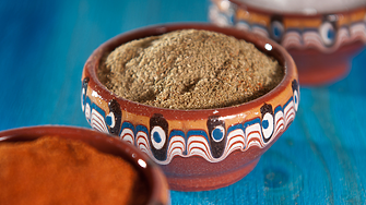 Шарена сол – вълшебната българска подправка с множество ползи