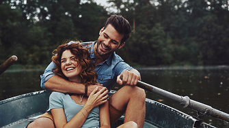 5 идеи за забавни и флиртуващи срещи за огнените зодии