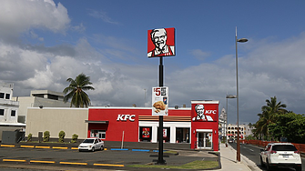 Защо British Airways сервира KFC на полет от Карибите?
