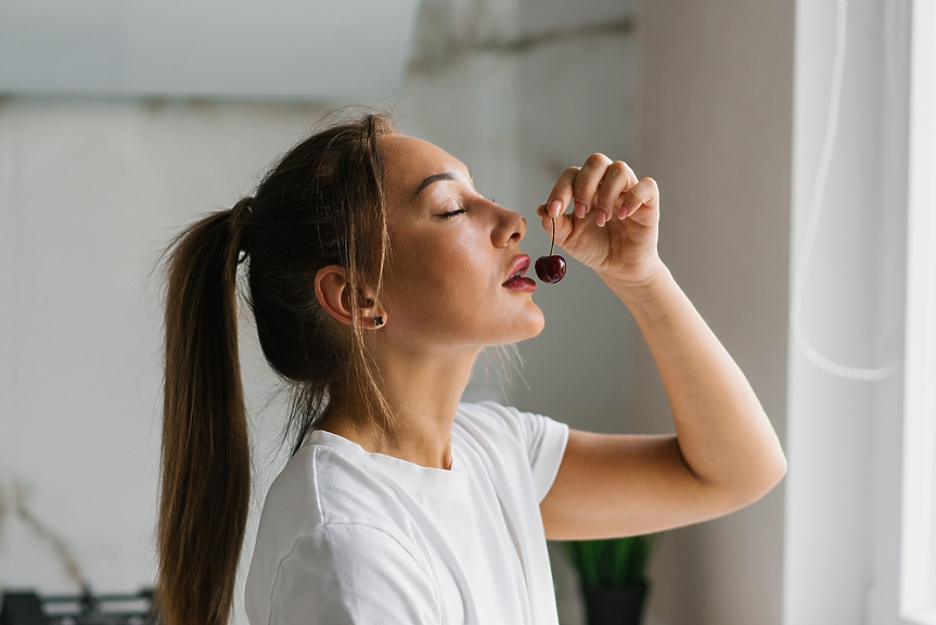 Моят черешов юни