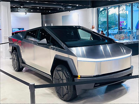 Колко ще струва пикапът на Tesla Cybertruck?