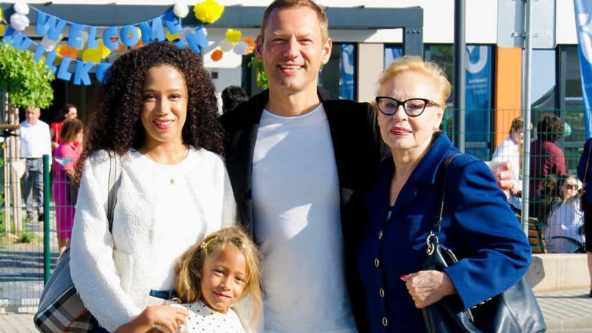 Емоционално и красиво: Ето как Орлин Павлов изпрати дъщеря си в първи клас