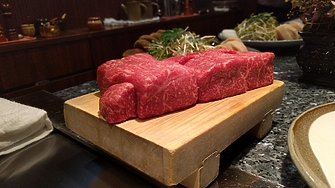 Историята на месарницата, за чиито продукти се чака 43 години