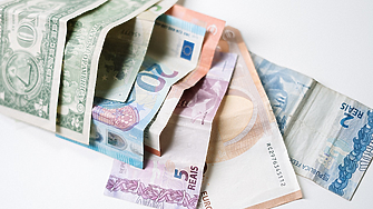 €1.2 млрд. са емигрантските преводи за първите 10 м. на 2023 г.