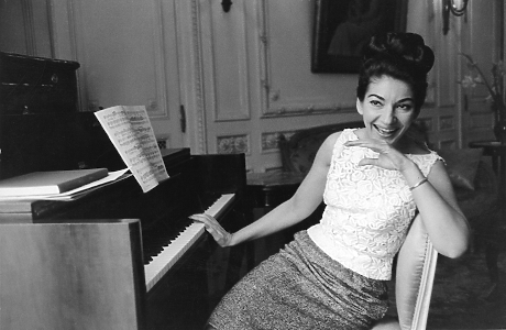 Божественият глас на операта: бурният живот на Мария Калас между болката и славата