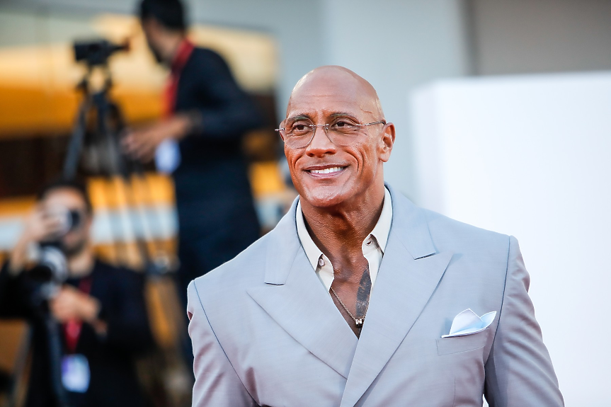 Какво се случва със Скалата? Хората са притеснени от промяната във вида му