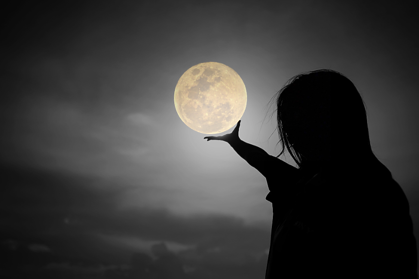 Време е да се вслушате в знаците на Вселената: лунното затъмнение ще разтърси живота на три зодии 