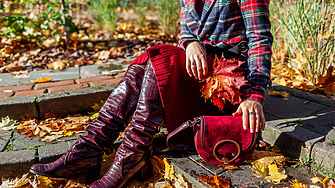 Изкусително бордо: Ботушите на есен 2026, които всички искаме да носим