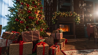 Кажете сбогом на минималистичната украса - Коледата на 90-те е тук!